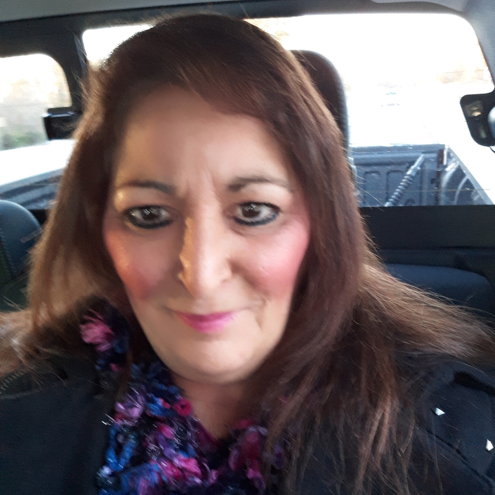 Meet your Posher, Angela